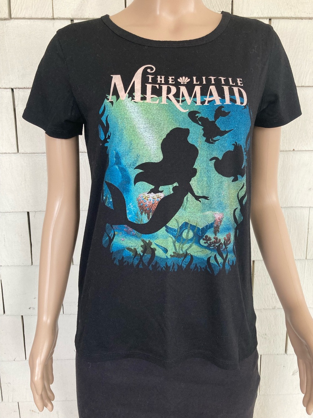 Disney The Little Mermaid Black Graphic Tee Size Small